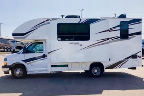 Jonda's Jayco Redhawk Class C