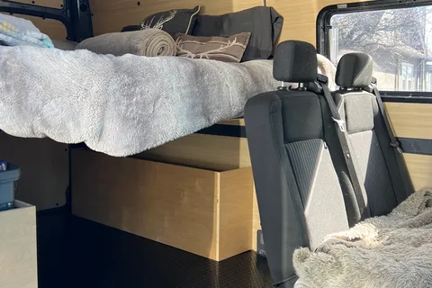 Vanessa's Mercedes-Benz Sprinter Campervan
