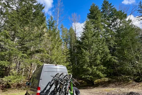Vanessa's Mercedes-Benz Sprinter Campervan