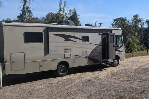 31Ft Winnebago, treat yourself.