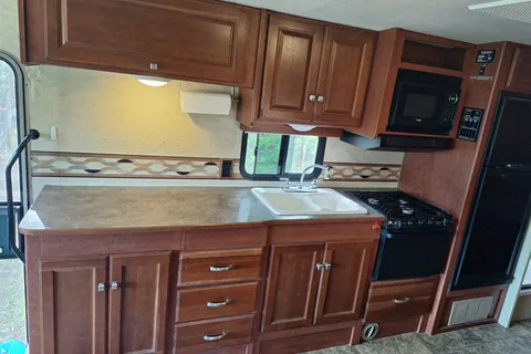 31Ft Winnebago, treat yourself.