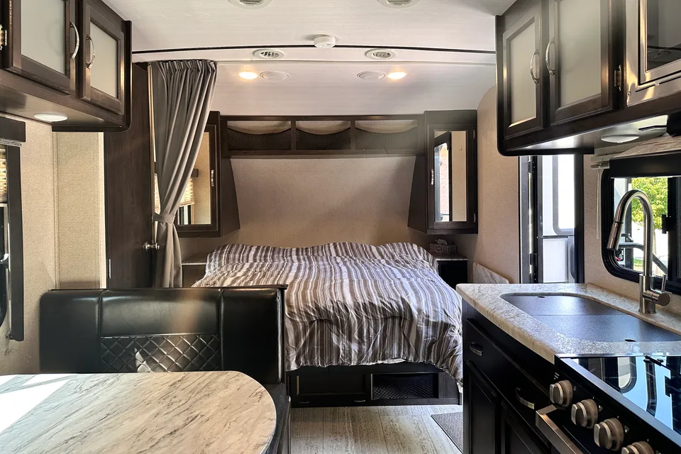 Chris's Northern Spirit 23' Bunkhouse
