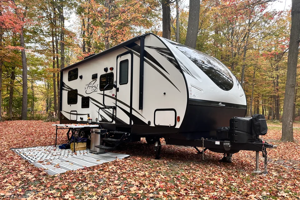 Chris's Northern Spirit 23' Bunkhouse