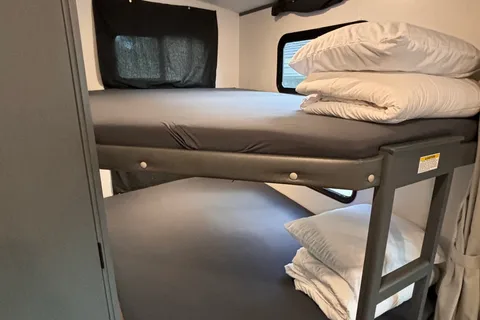 Keystone Bullet with Lounge Chairs