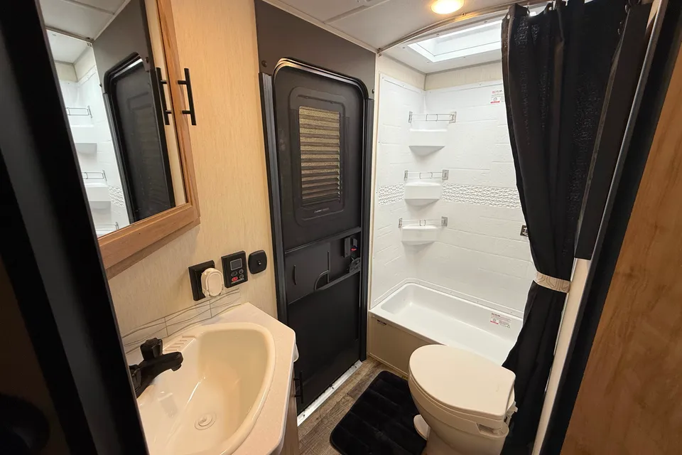 Southern Comfort-Forest River Campsite Reserve 26CJ Travel Trailer