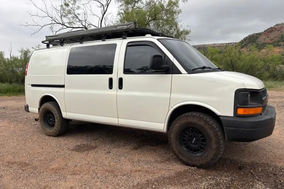 Brad's Chevrolet Express AWD Campervan