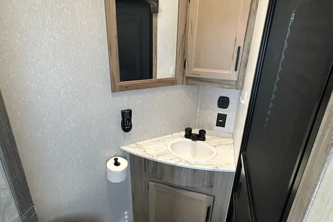 Forest River Artic Wolf 3770 Suite Fifth Wheel