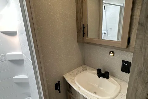 Forest River Artic Wolf 3770 Suite Fifth Wheel