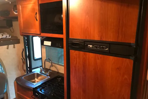 The Owen’s Coachmen Freelander Class C