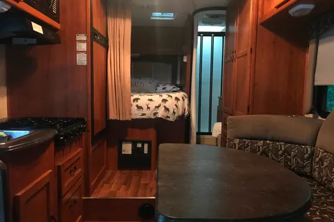 The Owen’s Coachmen Freelander Class C
