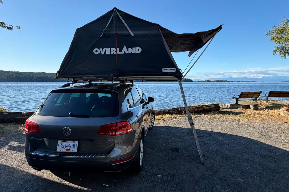 Lee's Volkswagen Touareg rooftop tent Campervan