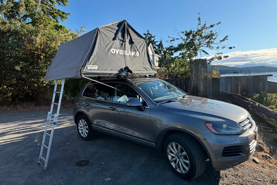 Lee's Volkswagen Touareg rooftop tent Campervan
