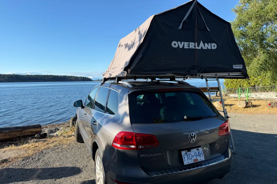 Lee's Volkswagen Touareg rooftop tent Campervan