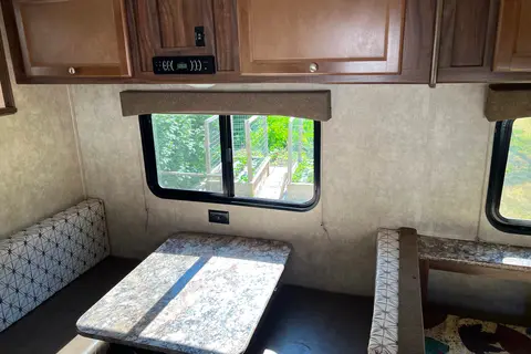 Forest River Viking 17BH