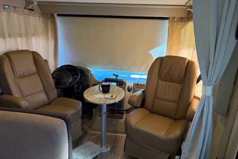 Cruise Like a Pro in Michael’s Class A Thor Vegas