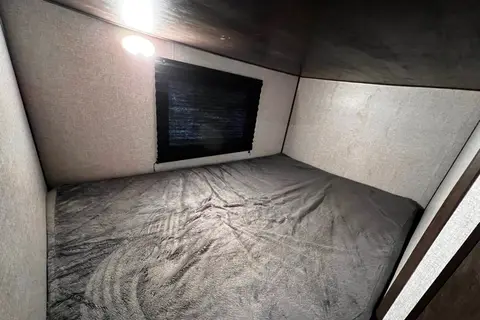 Tyler and Sabrina's Coleman 262BH Travel Trailer