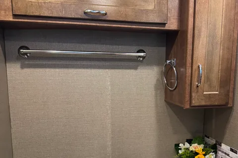 Winnebago Intent 31R Class A
