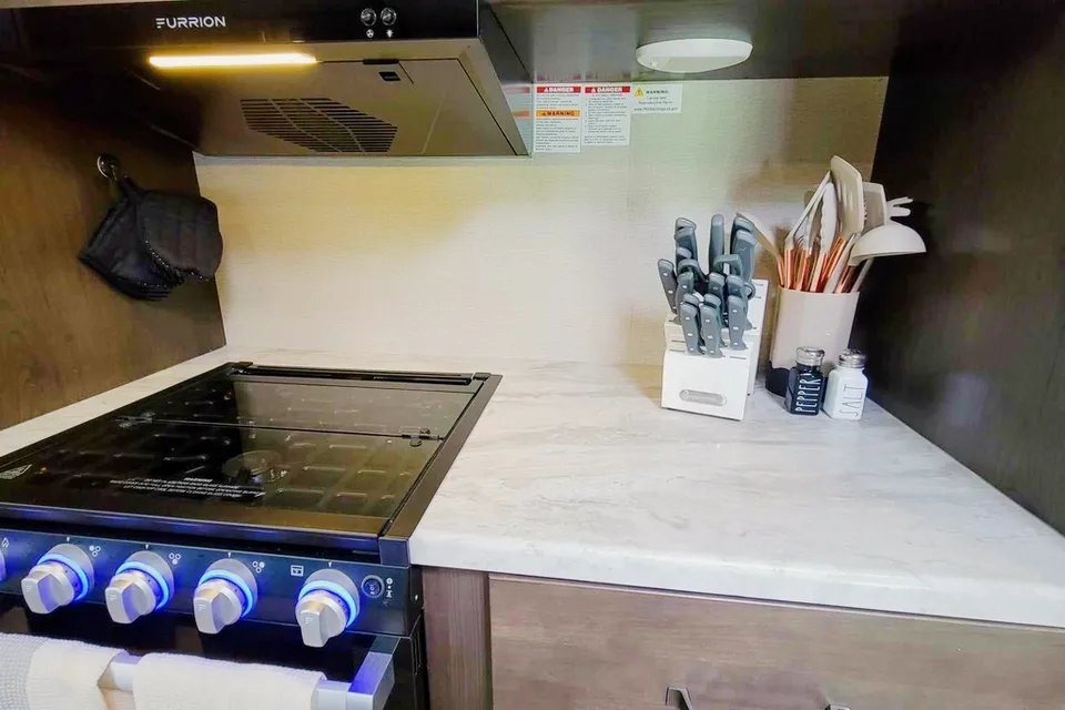 2022 Grand Design Family Glamping | Premium Trailer | Sleeps 6 | Boondocking with Extra Solar