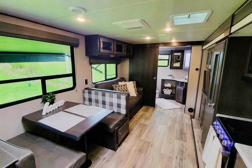 2022 Grand Design Family Glamping | Premium Trailer | Sleeps 6 | Boondocking with Extra Solar