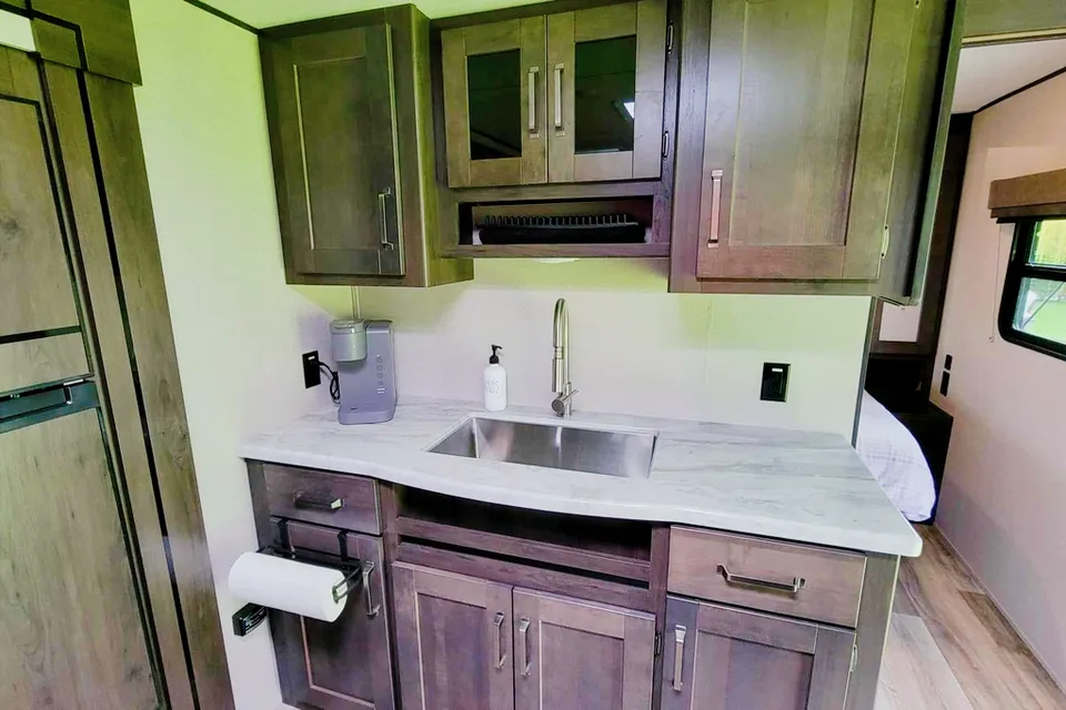 2022 Grand Design Family Glamping | Premium Trailer | Sleeps 6 | Boondocking with Extra Solar