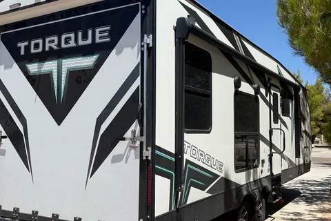 Summit2Coast Heartland Torque T26 Toy Hauler