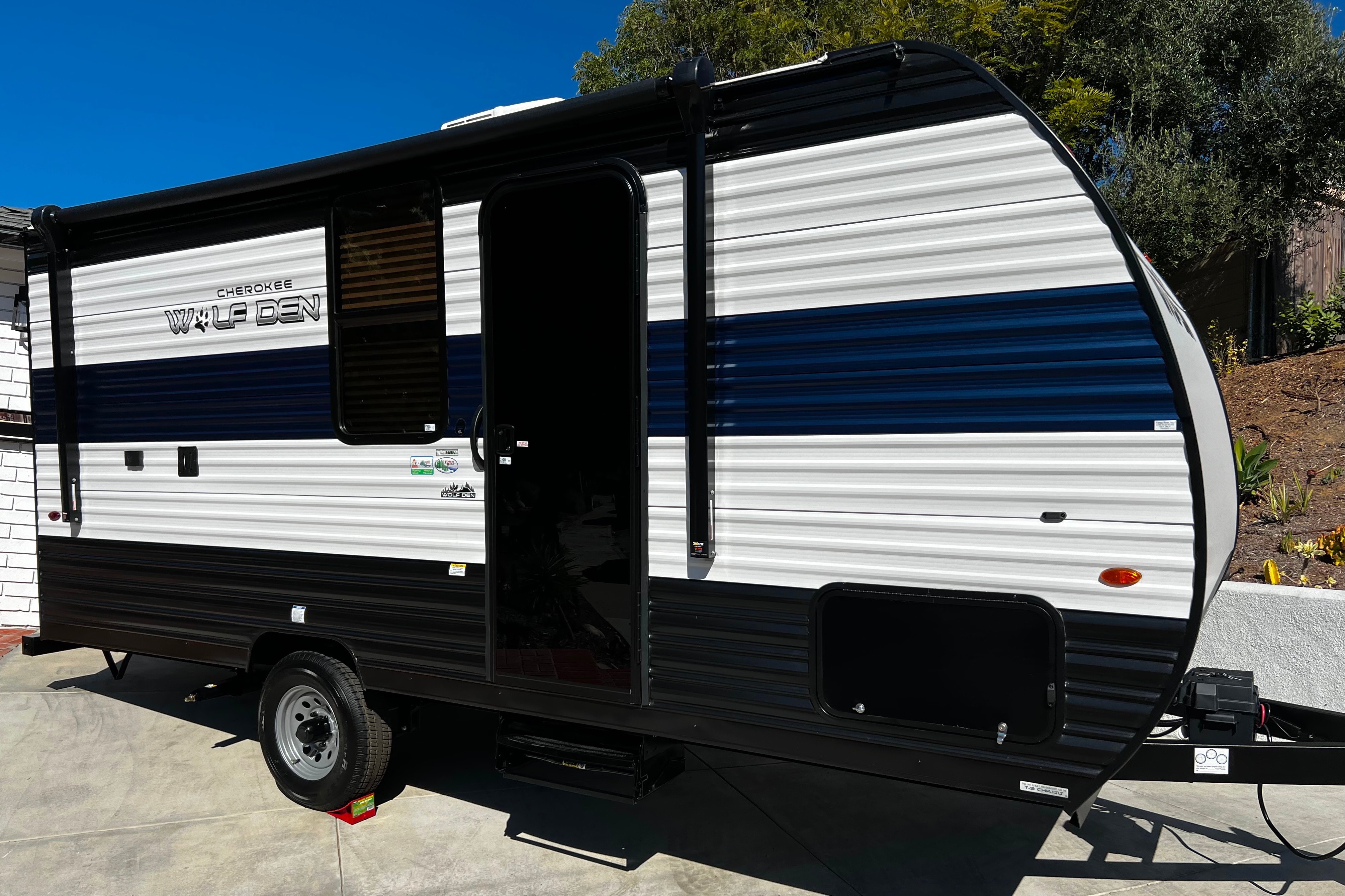 Rent my 2024 Forest River cherokee wolf den 16EV from $79/night