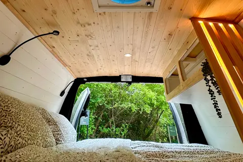 Van Ford E-250 allongé Classe B