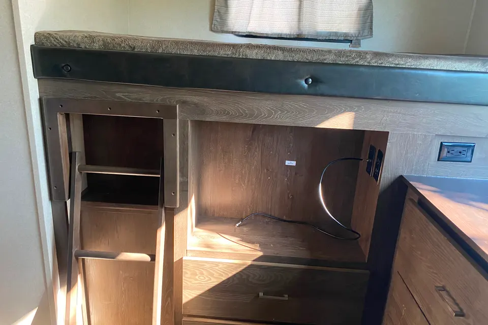 Forest River Heritage Glen 300BH Travel Trailer