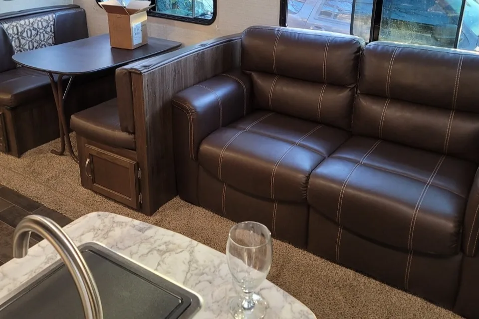 Jennifers Keystone Keystone Bullet Ultra Lite Travel Trailer