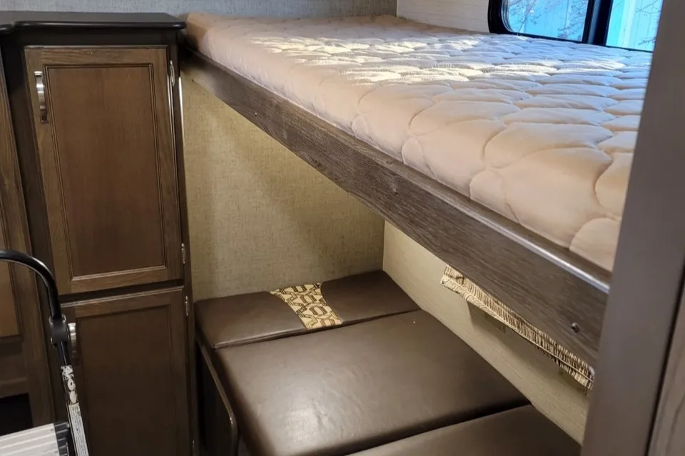 Jennifers Keystone Keystone Bullet Ultra Lite Travel Trailer