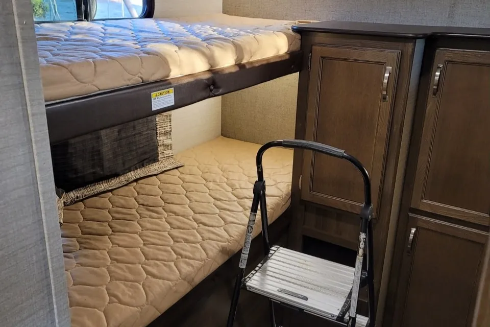 Jennifers Keystone Keystone Bullet Ultra Lite Travel Trailer