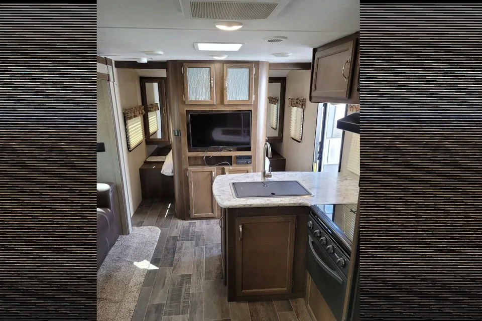 Jennifers Keystone Keystone Bullet Ultra Lite Travel Trailer