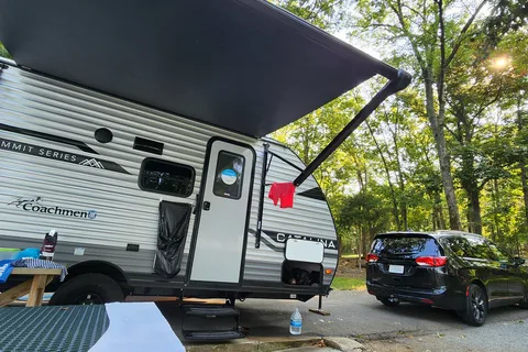 Jonny's Family and Pooch Friendly Cozy Getaway