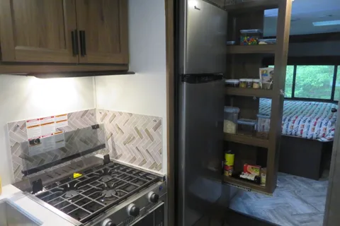 Meet “Forest” the comfy and complete motorhome