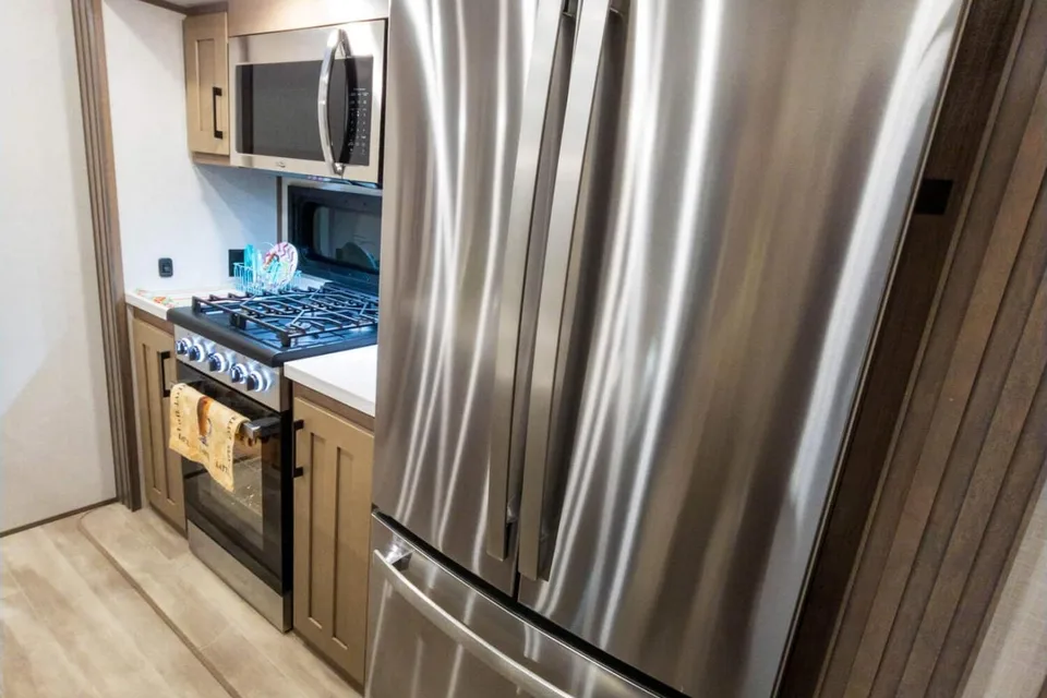 DURANGO 2 Bedrooms & 2 FULL Bath Bunkhouse w/ Outdoor Kitchen!!