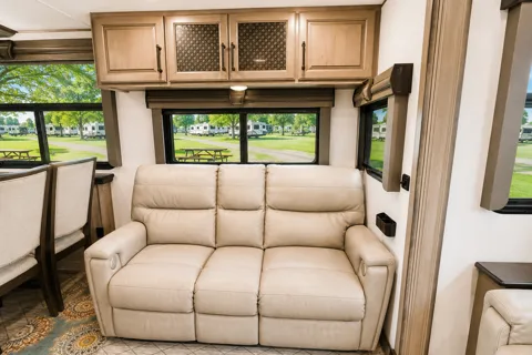 Meet "Johnny 5" Keystone Montana Fifth Wheel