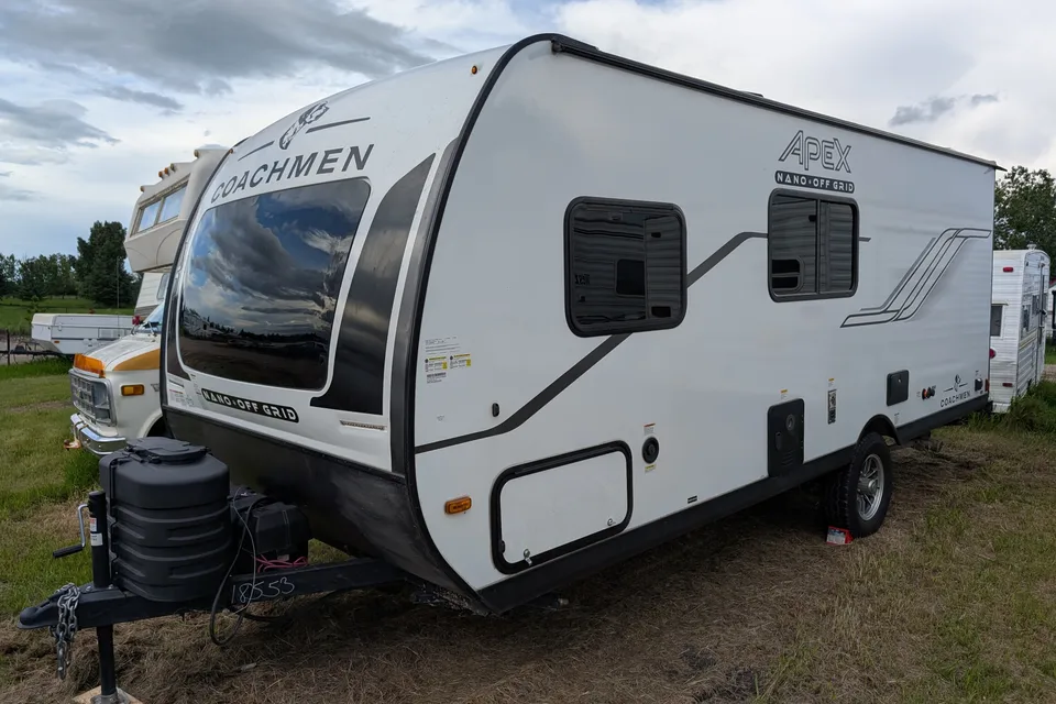 DMT Coachmen Apex Nano