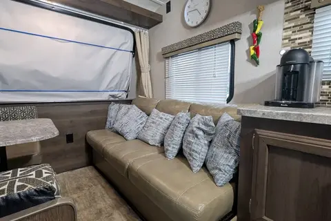 🌿 RV Escape | Your Next Escape Starts Here! 🇨🇦