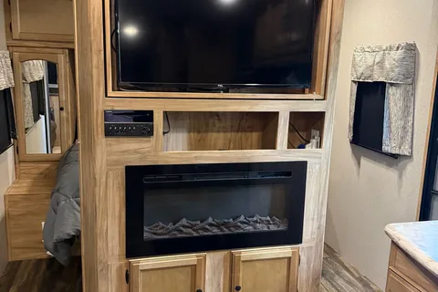 2019 Coachmen Freedom Liberty Express