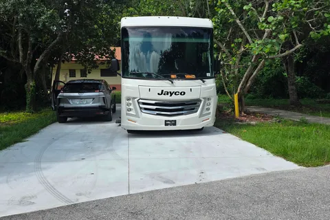 Paul's RV Cottage