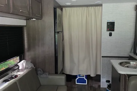 Paul's RV Cottage