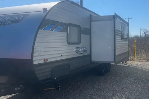 Benjamin's Forest River Salem Cruise Lite Travel Trailer