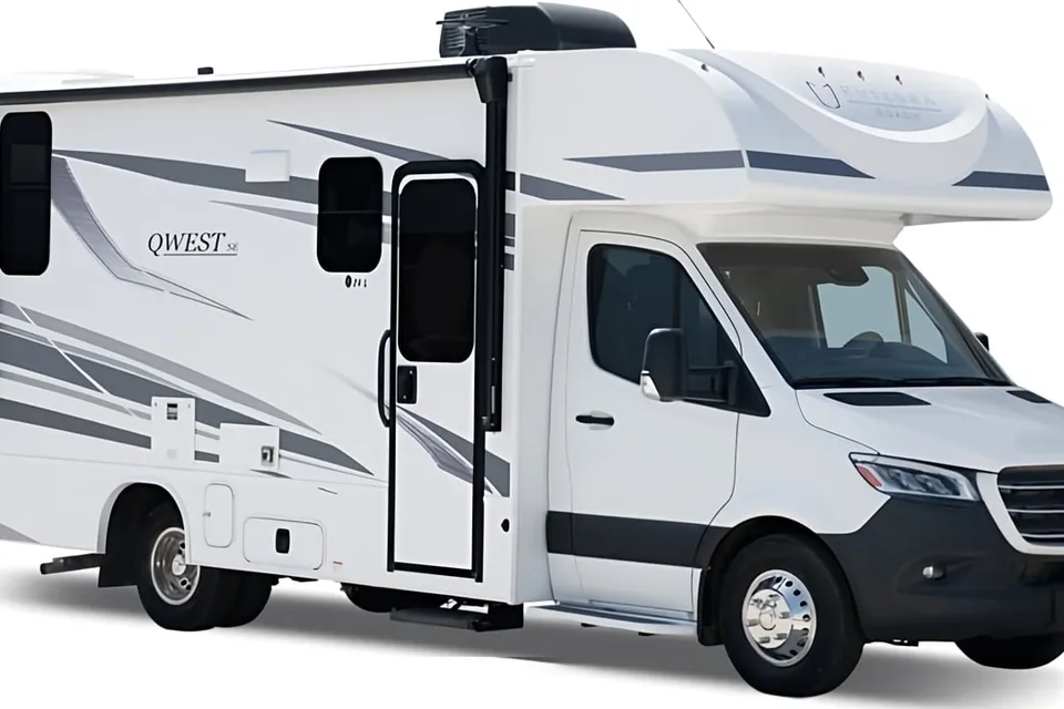 2025 Entegra Coach Qwest SE Class C