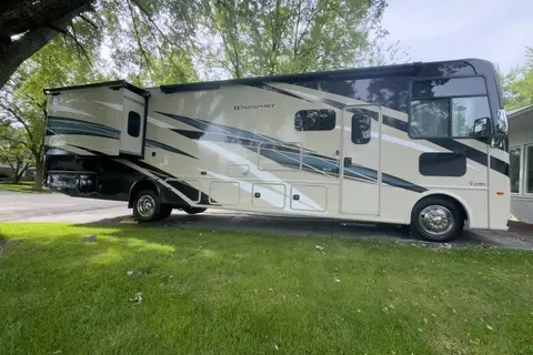 Arthur 's Thor Motor Coach windsport 35m Class A