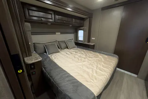Arthur 's Thor Motor Coach windsport 35m Class A