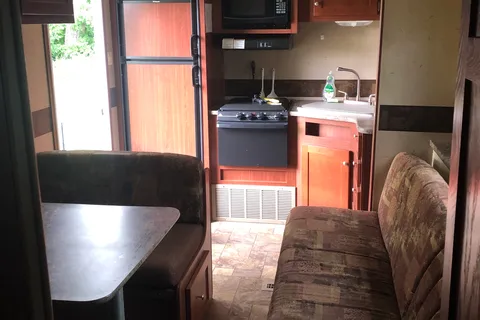 Zinger Crossroads Travel Trailer