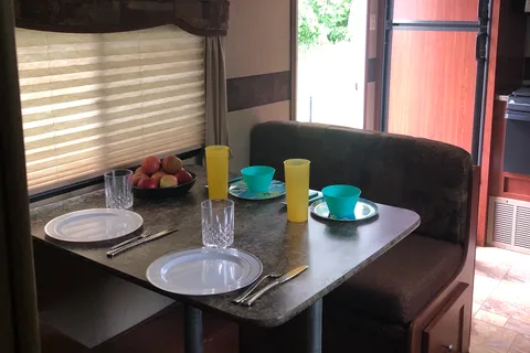 Zinger Crossroads Travel Trailer