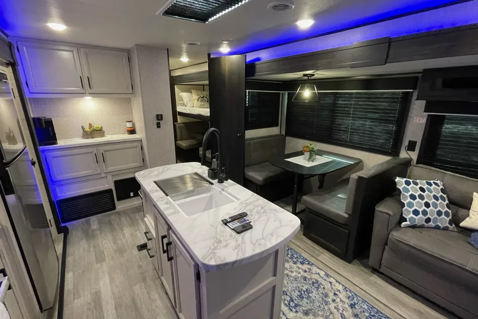 AMAZING + FUN2023 - 2BR (Delivery Available)