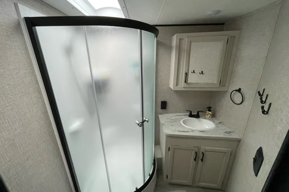 AMAZING + FUN2023 - 2BR (Delivery Available)