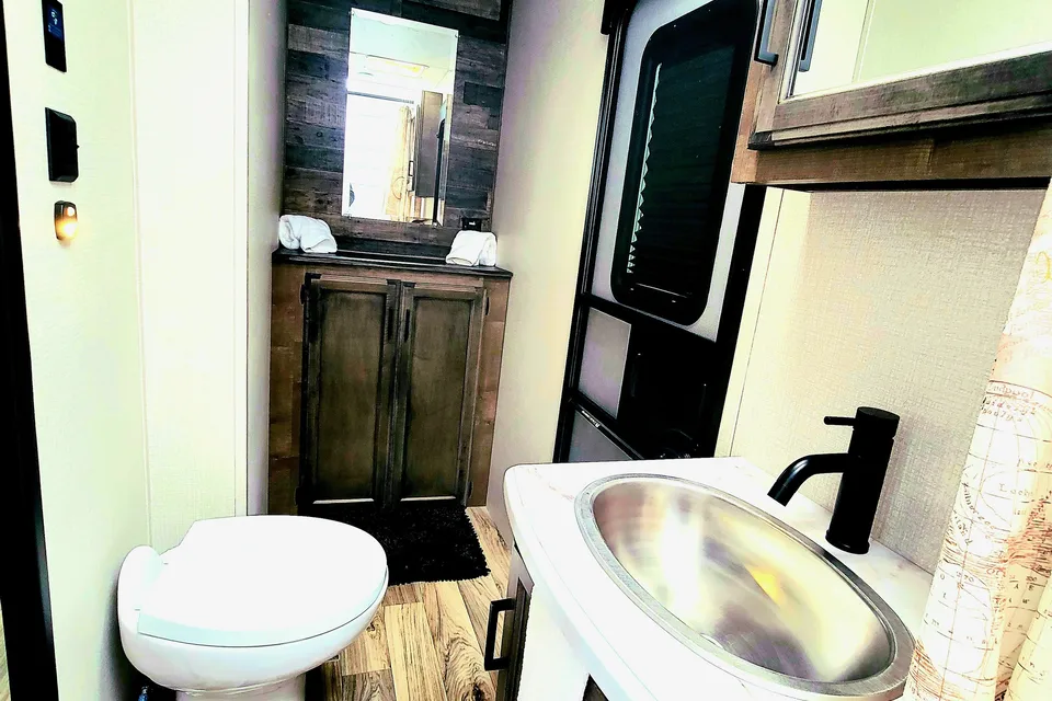 "The Haven" 2BR/1BA with upgraded memory foam beds
